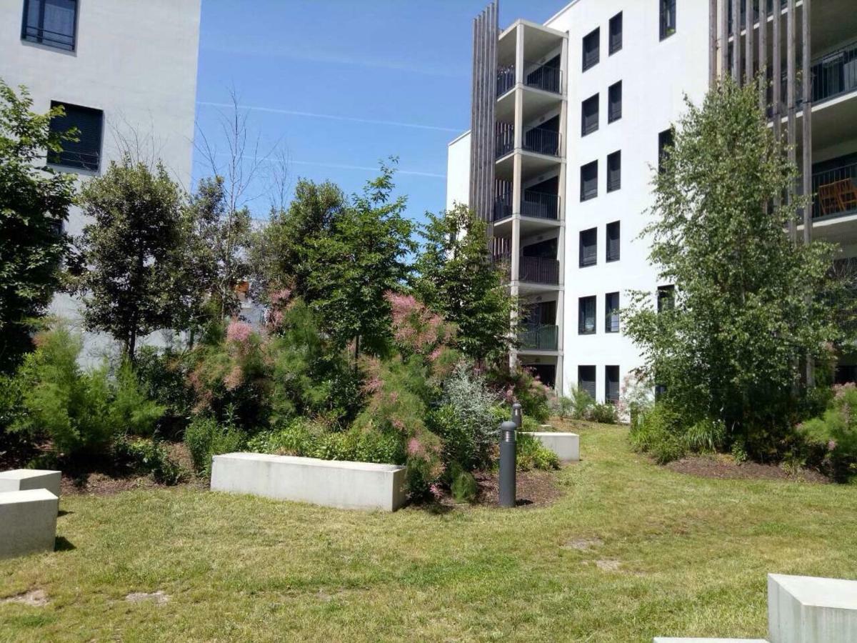 Bel Appartement T2 Pres Du Lac Avc Un Parking Prive Μπορντό Εξωτερικό φωτογραφία